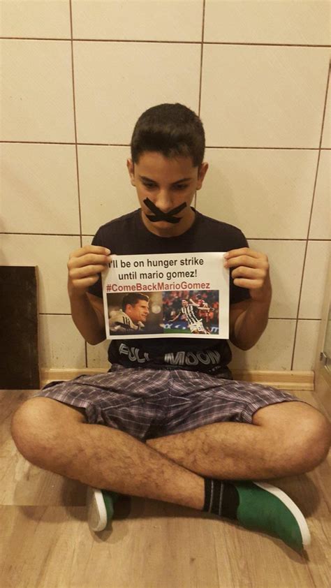 B­e­ş­i­k­t­a­ş­l­ı­l­a­r­ ­G­o­m­e­z­ ­i­ç­i­n­ ­a­ç­l­ı­k­ ­g­r­e­v­i­n­e­ ­b­a­ş­l­a­d­ı­